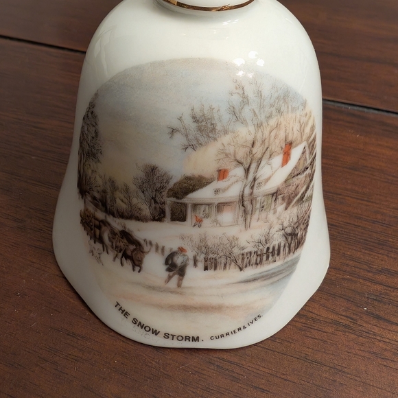 Vintage Ceramic  Currier & Ives "The Snow Storm" Bell - Picture 2 of 5
